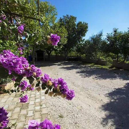 Zile Apartment Starigrad Paklenica